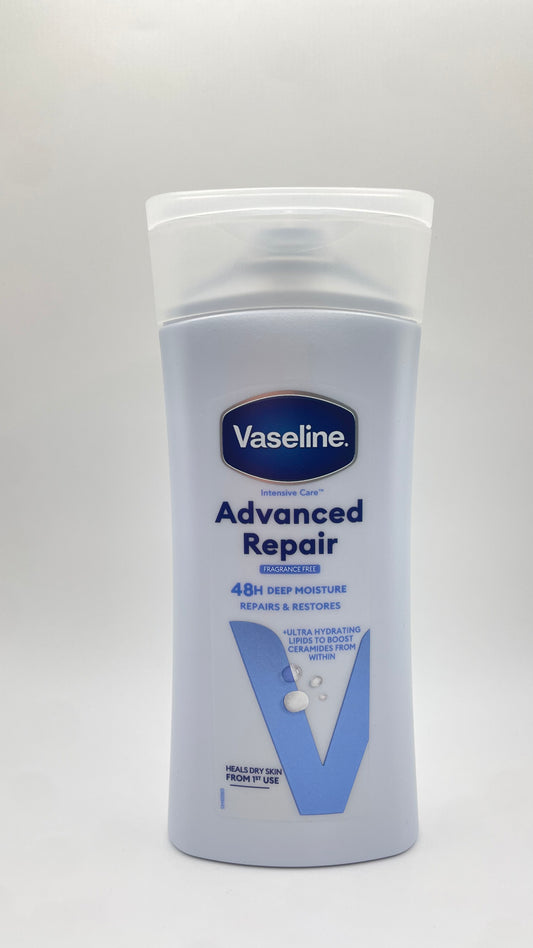 Vaseline Intensive Care
Advanced
Repair
FRAGRANCE FREE
48H DEEP MOISTURE REPAIRS & RESTORES